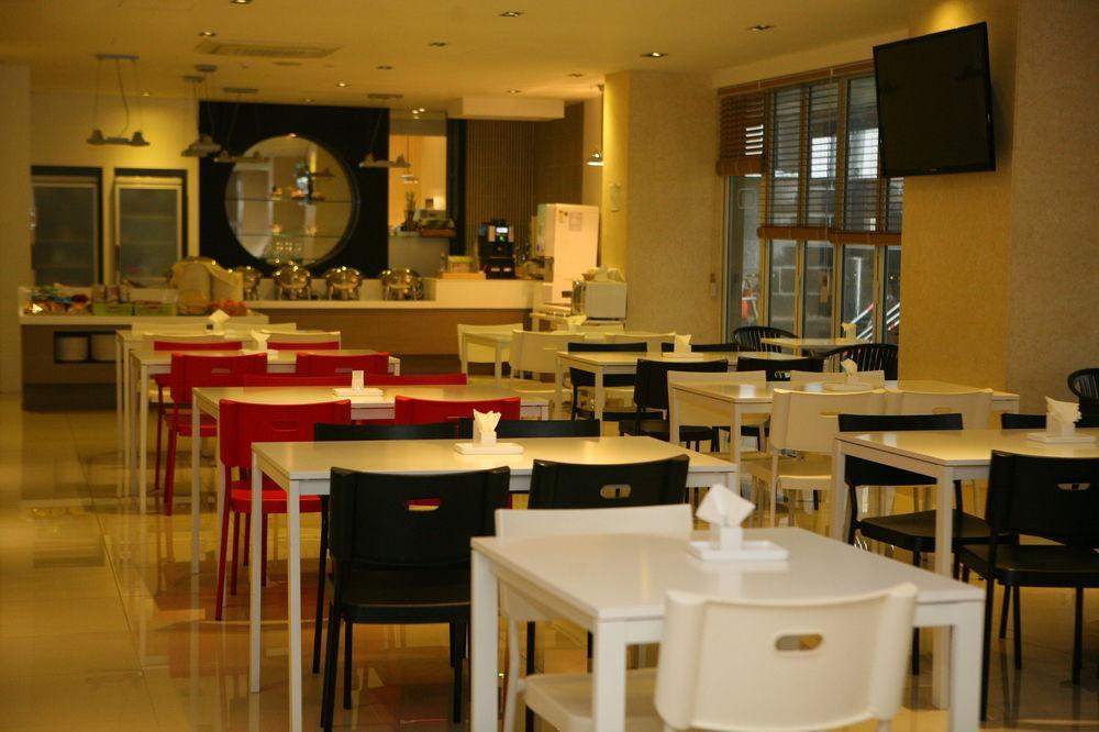 Suwon Reve Hotel Exterior photo