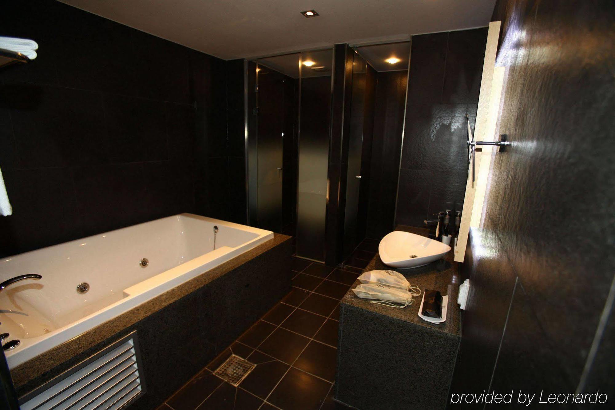 Suwon Reve Hotel Room photo
