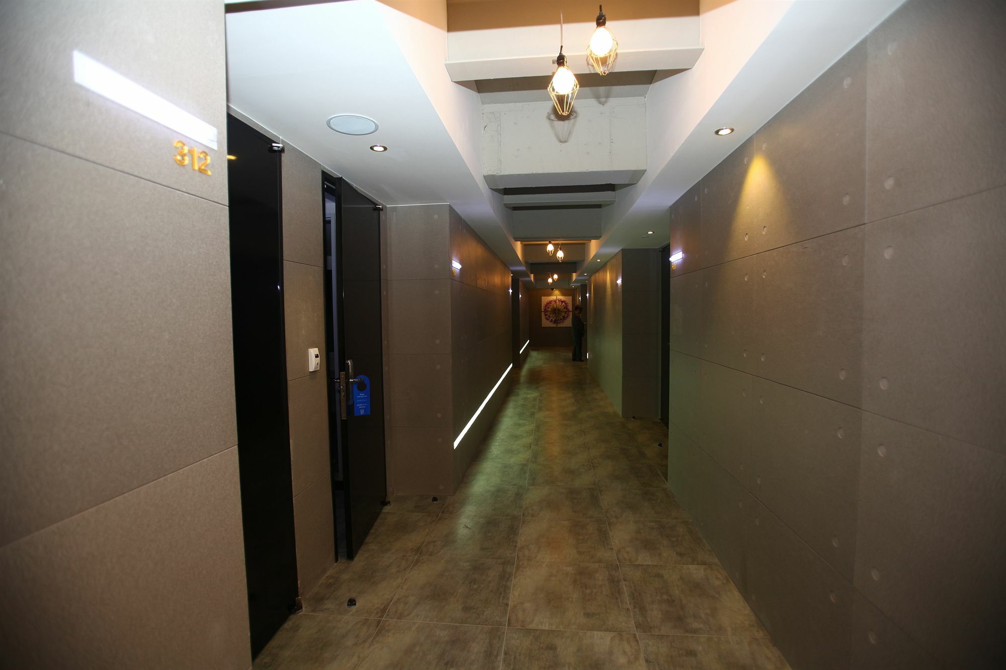 Suwon Reve Hotel Exterior photo